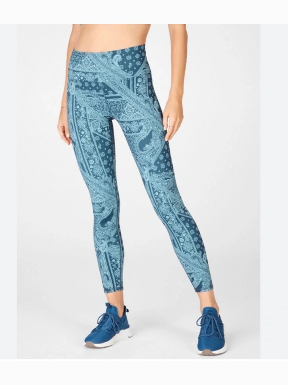 Fabletics Boost PowerHold High-Waisted 7/8 Legging Blue Bandana Paisley Small - Picture 2 of 14